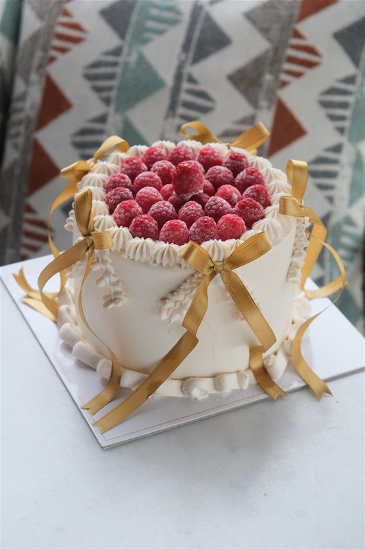 Gerçek Frambuazlı Altın Kurdele (Vintage Cake)