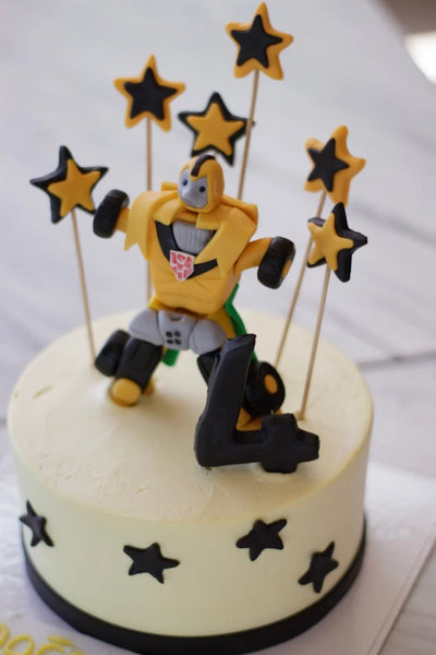 Butik Bumblebee Transformer Robot Araba Pastas