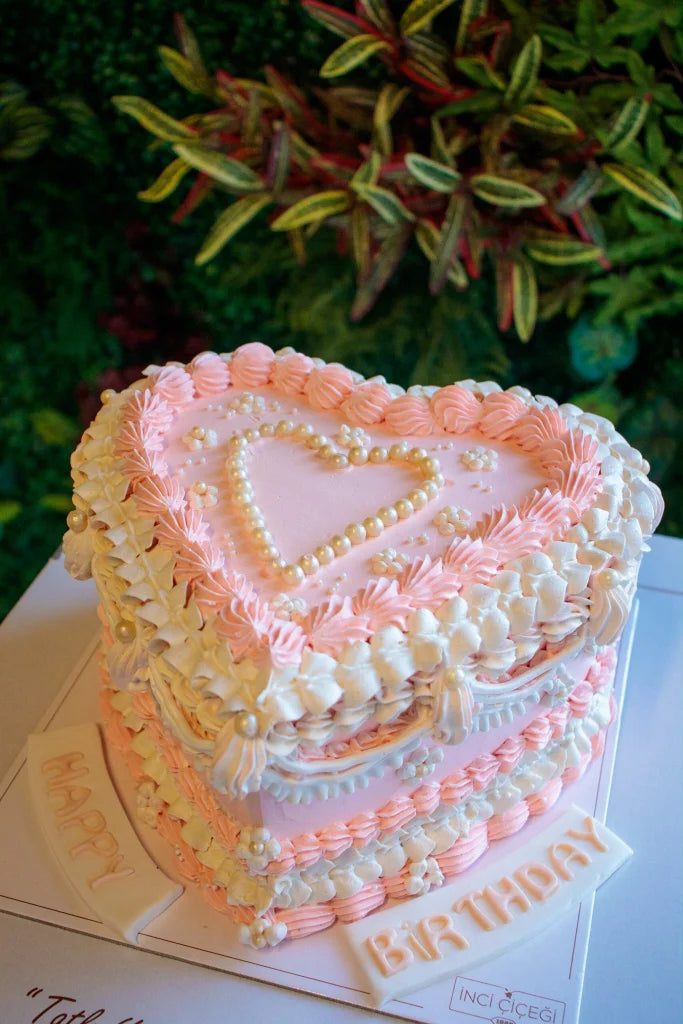 Butik Nostaljik Pasta (Vintage Cake)